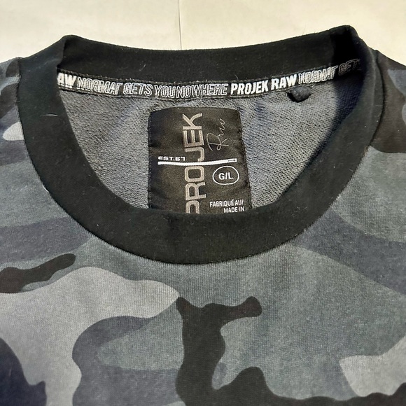 Men’s Camo Crewneck Sweatshirt | Gray/Black | Size L | Excellent - Picture 2 of 4